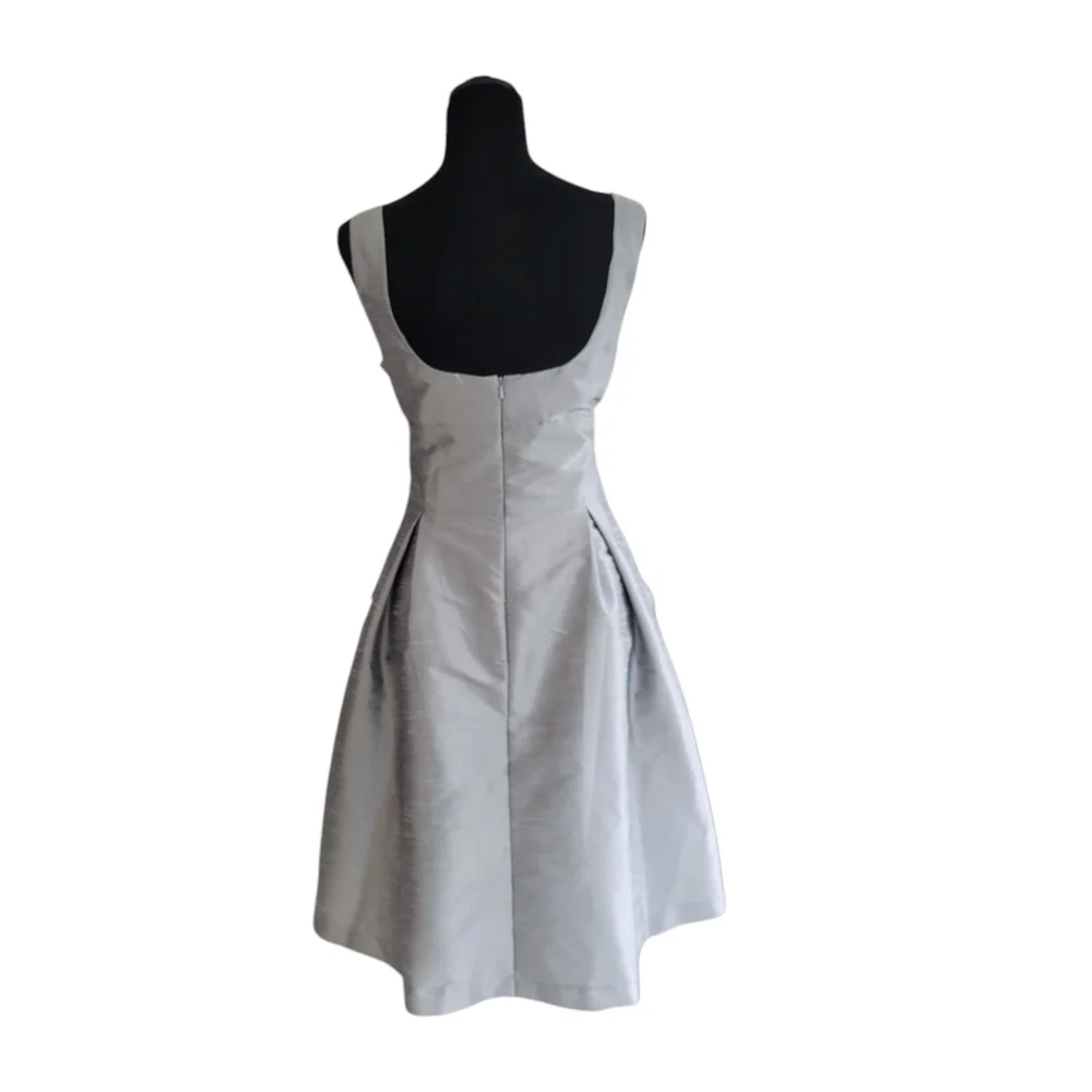 NWT ALFRED SUNG Sleeveless Midi Silver Gray Satin Dress Size 14 - Picture 4 of 9